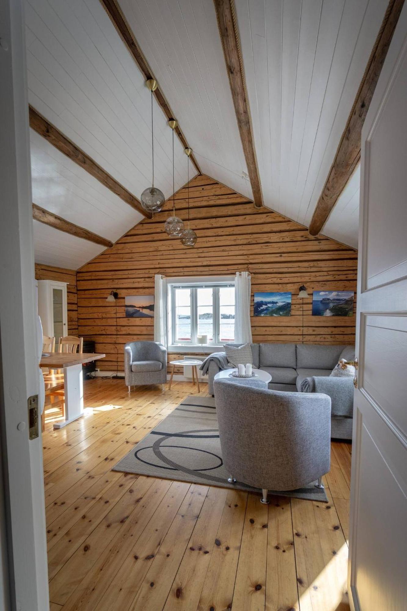 Explorers Cabin Lofoten Edge Сёрвоген Экстерьер фото